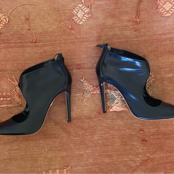 Aquazzura Shoes - Aquazzura Black Cutout Heels size 8.5
